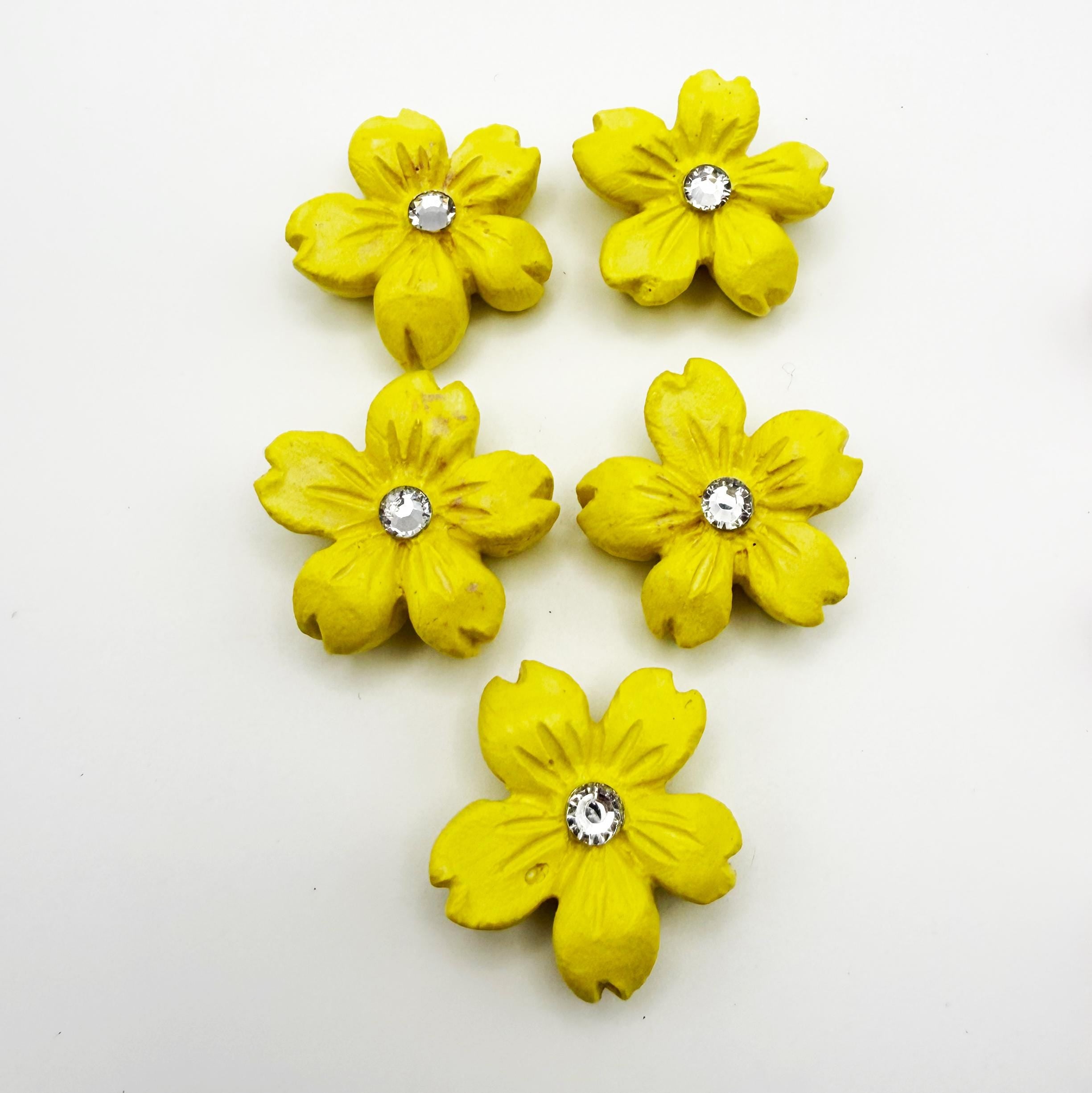 Handmade Plaster Flower Magnets – Rustic Floral Fridge Decor, 7 Bundle Options