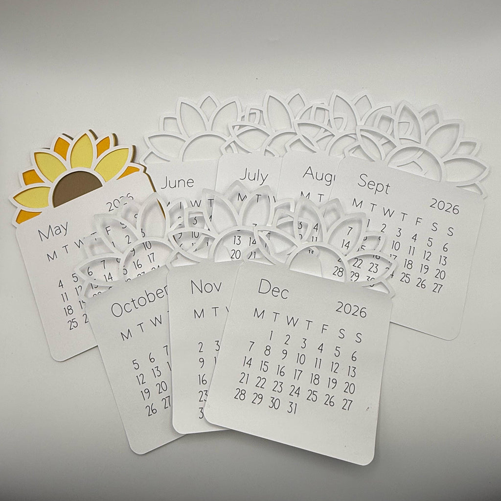 Mini Desk Calendar – Highland Cow, Sunflower & Glitter Handmade Desk Decor